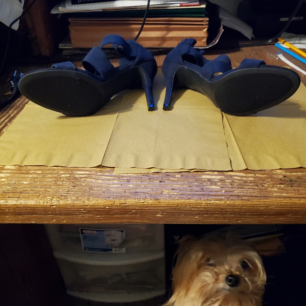 Sandals - Picture 3 of 6